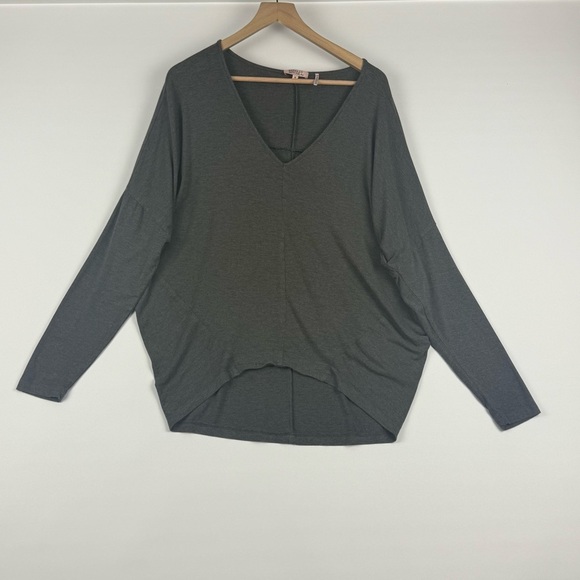 Badgley Mischka Women’s M Charcoal Dolman Sleeve V-Neck Knit Top - Picture 1 of 5